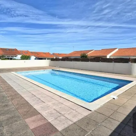 Maison T3 Terrain Clos Piscine Holiday home Les Sables-d'Olonne