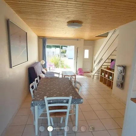 Vakantiehuis Maison T3 Terrain Clos Piscine Les Sables-dʼOlonne
